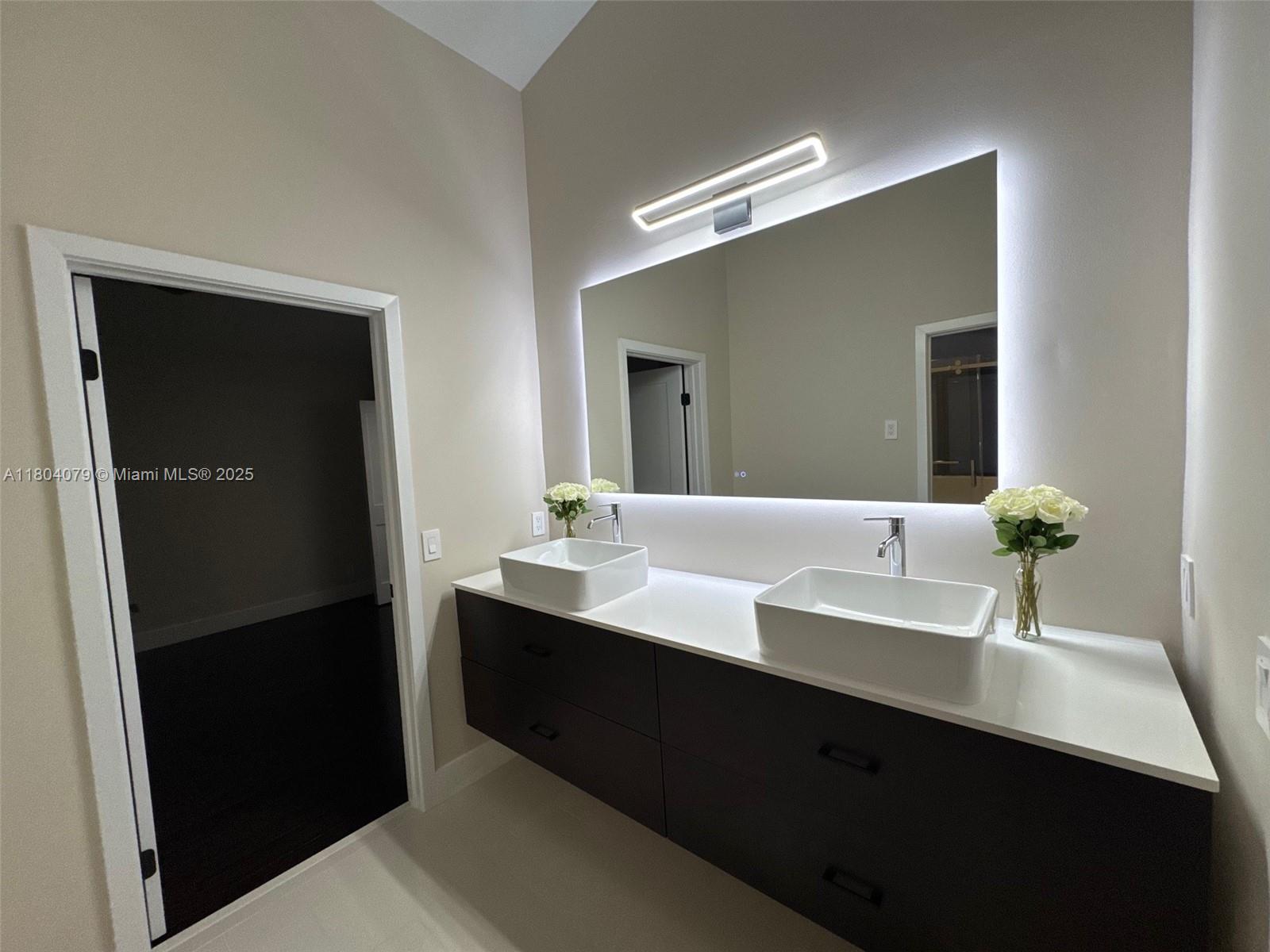 PRESERVE AT CHAPEL TRAIL - Residential Lease