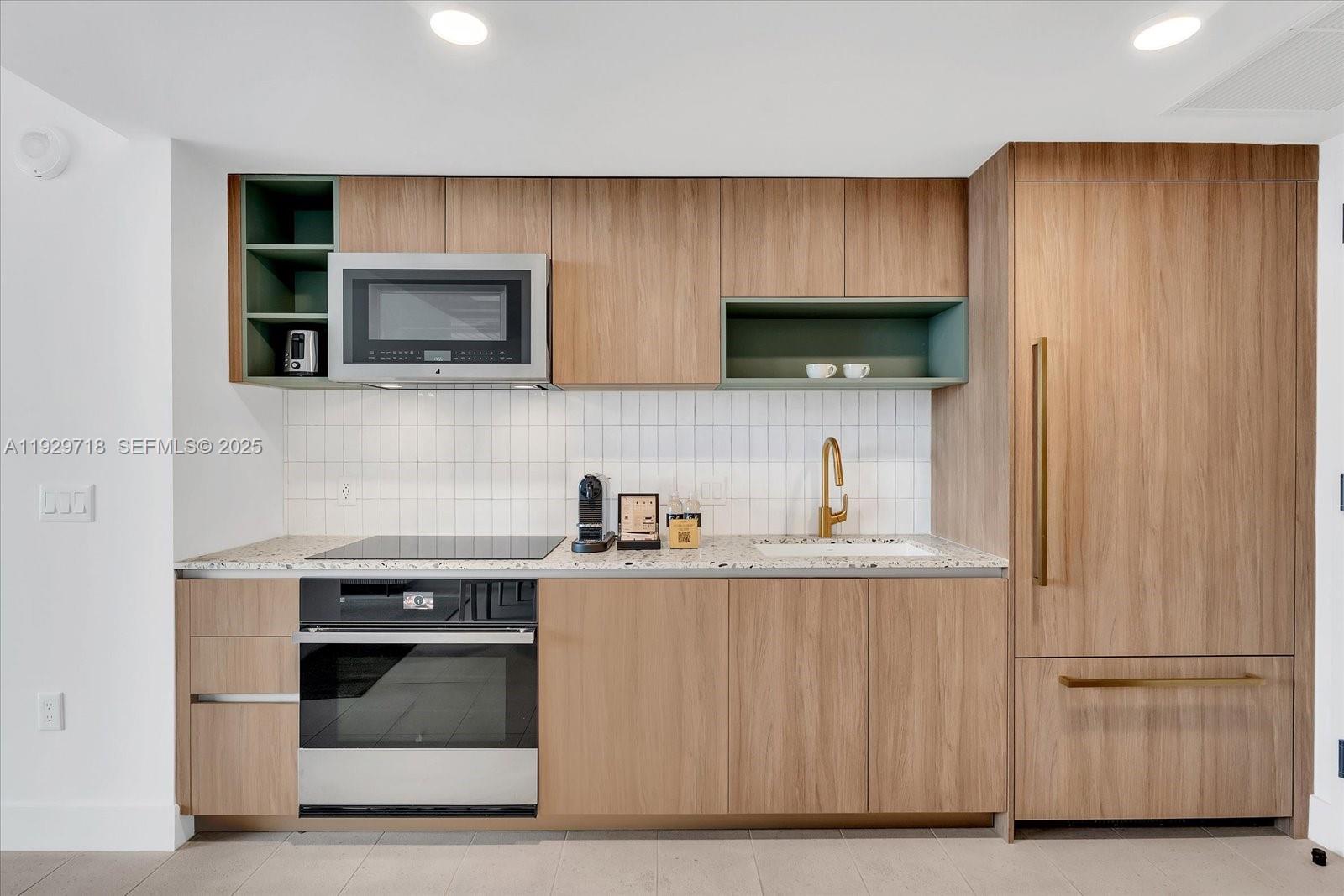 159 NE 6TH STREET CONDO - Residential