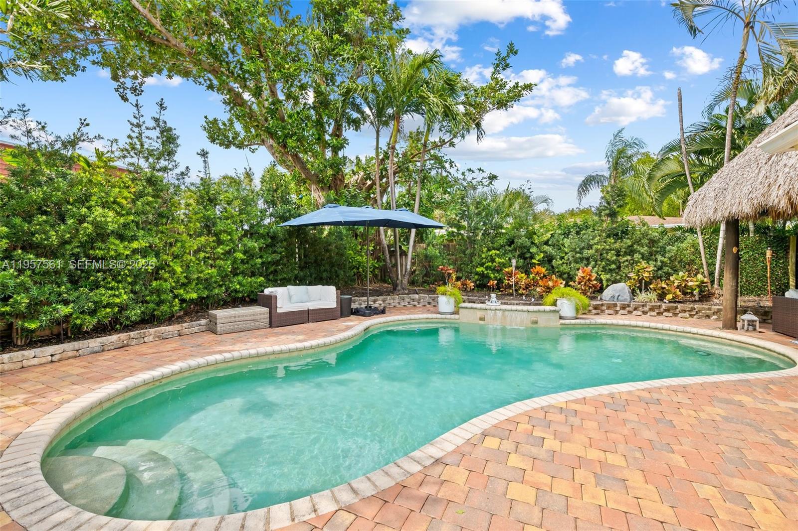 SANTA BARBARA ESTATES - Residential