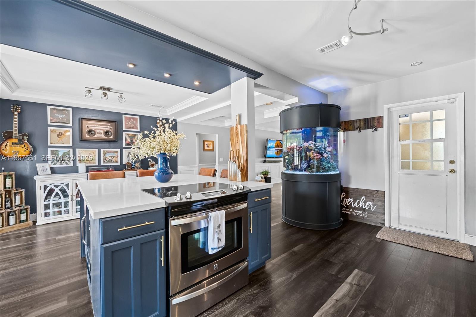 SANTA BARBARA ESTATES - Residential