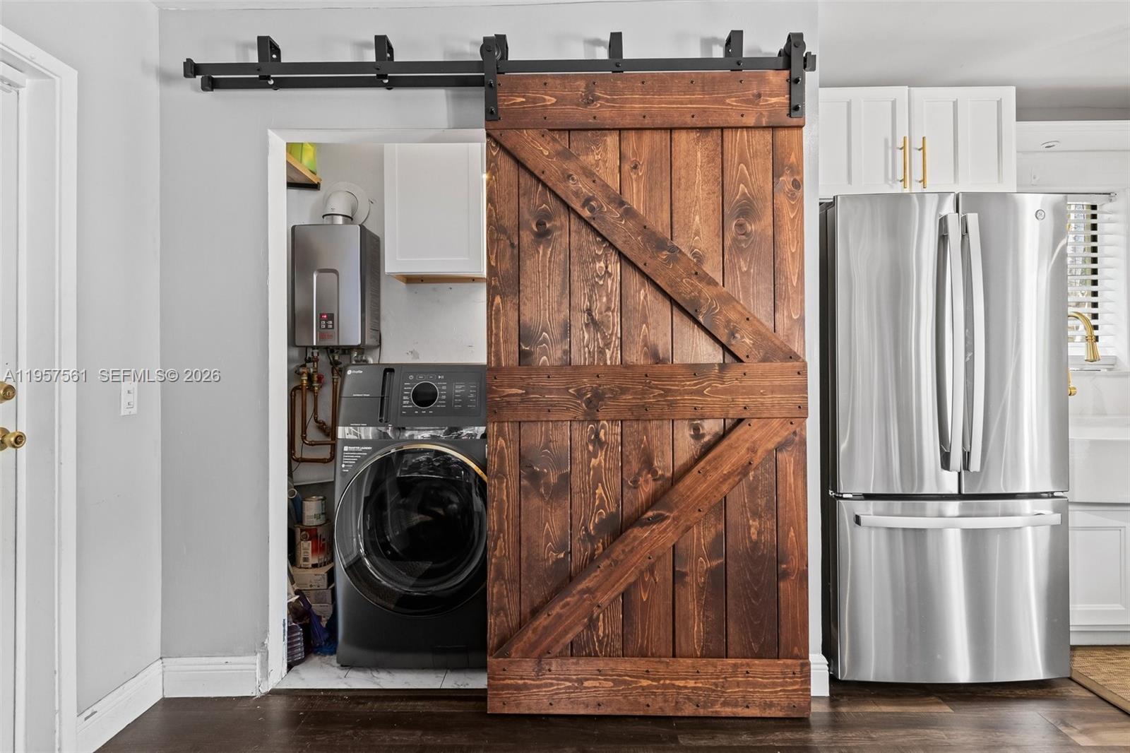 SANTA BARBARA ESTATES - Residential