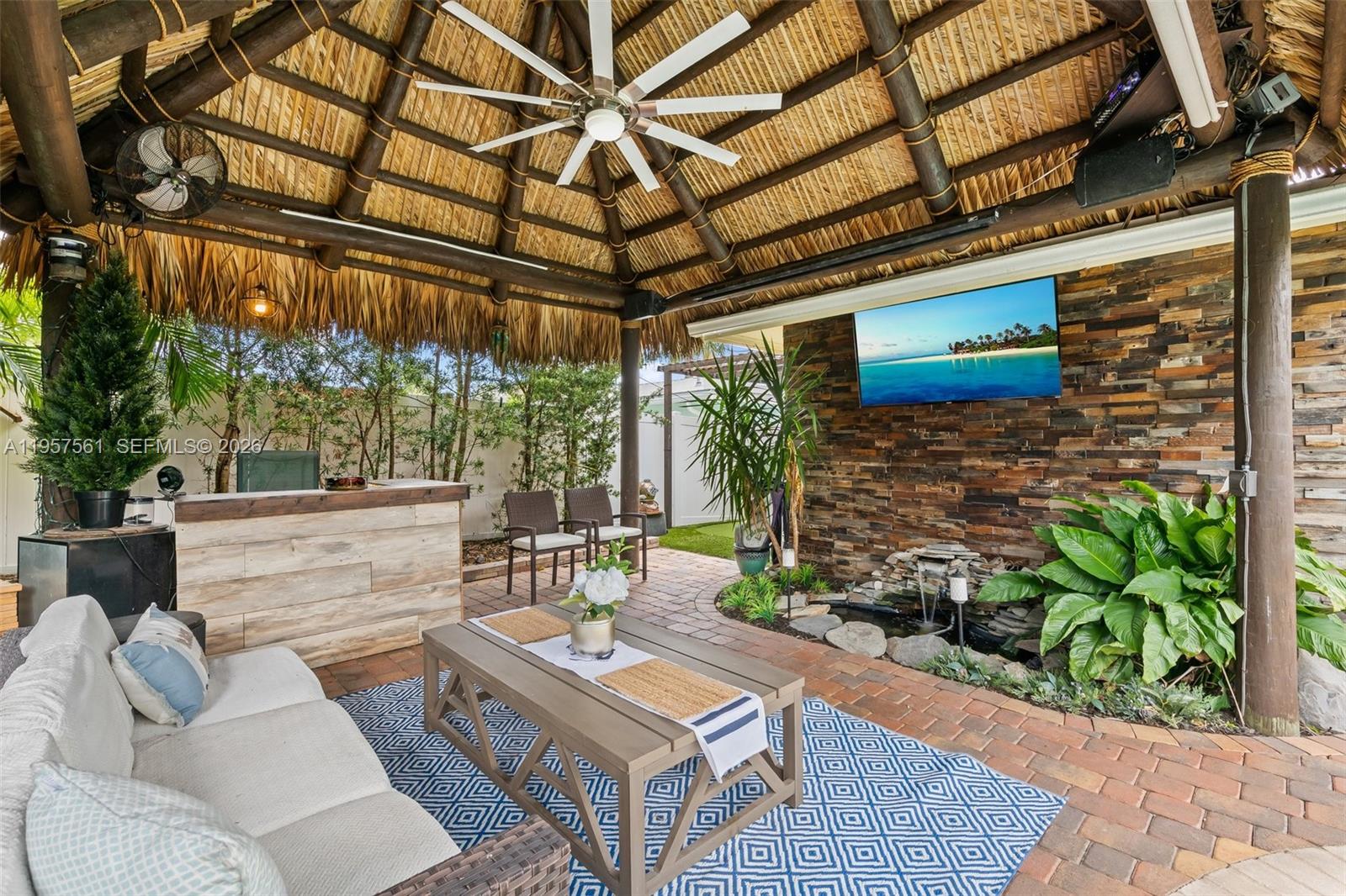 SANTA BARBARA ESTATES - Residential