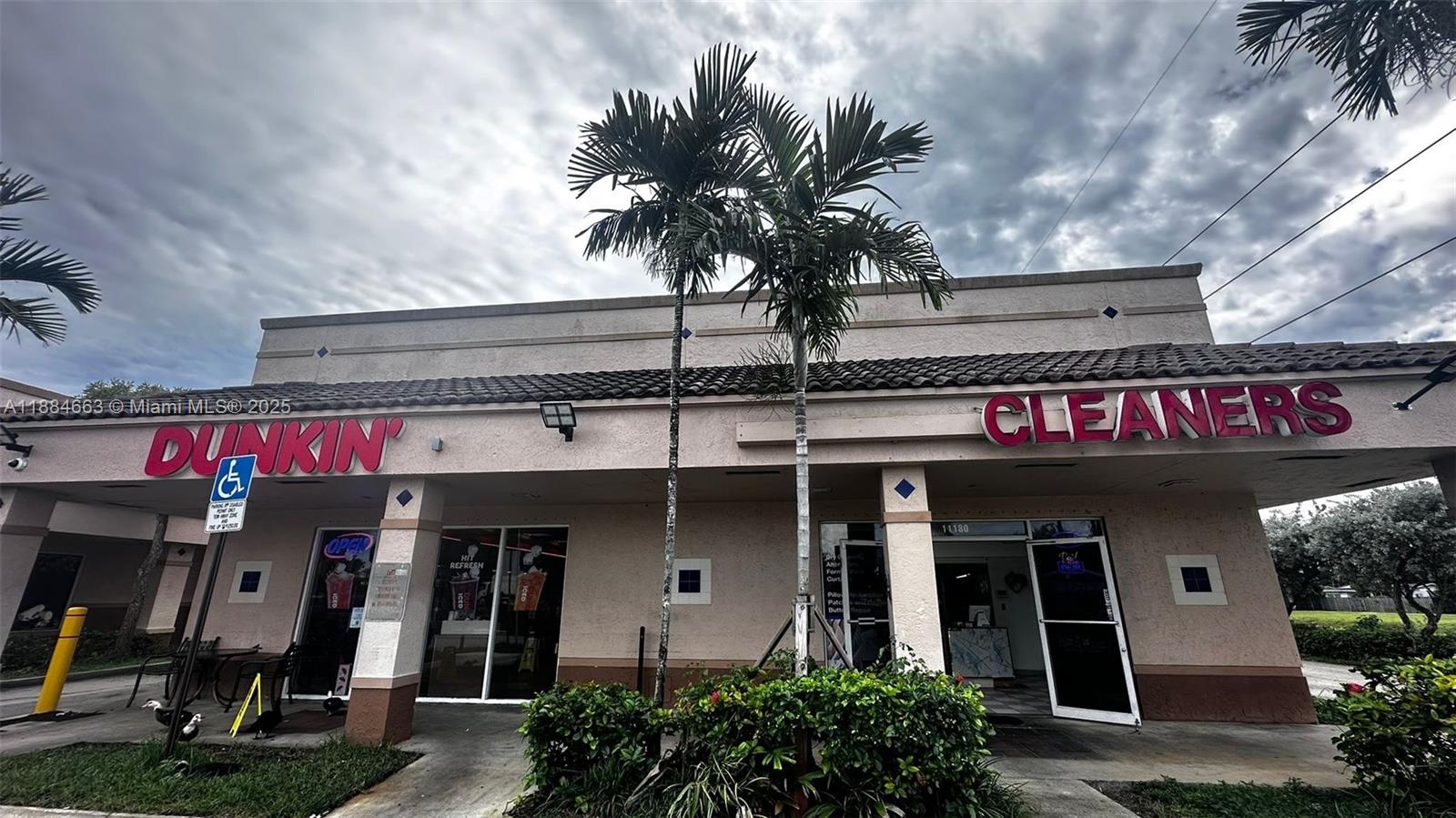 Fully Equipped Dry Cleaners in the Area of Sunrise. Located in a busy Shopping Plaza anchored by well known national tenants such as CVS. Surrounded by many residential communities