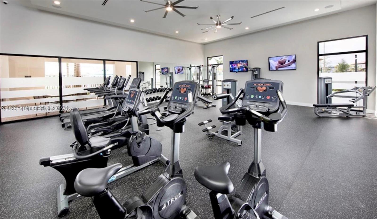 AQUABELLA NORTH REPLAT - Residential