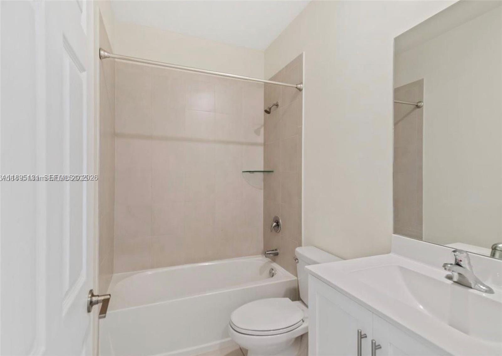 AQUABELLA NORTH REPLAT - Residential