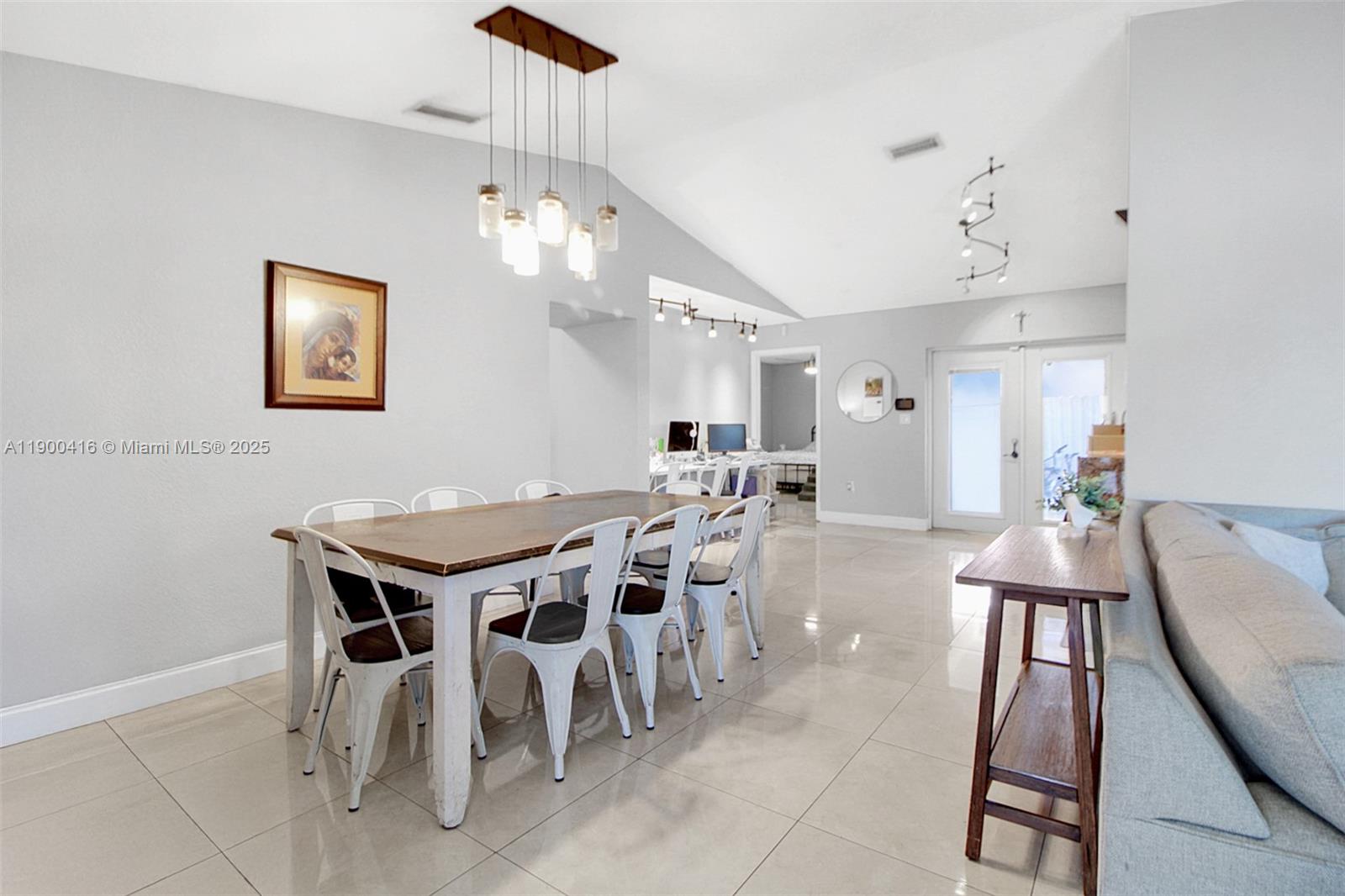 WEST MILLER HEIGHTS SEC 2 - Residential