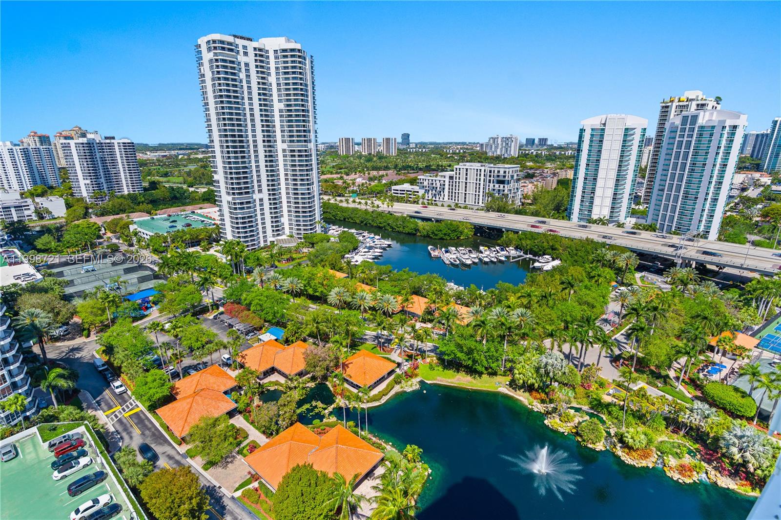 MYSTIC POINTE CONDO NO TH - Residential Lease