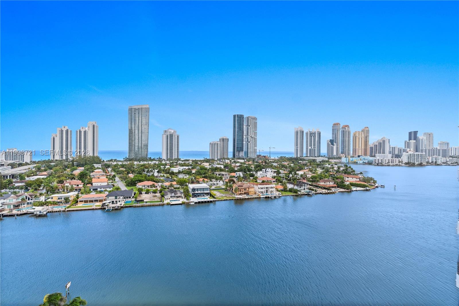 MYSTIC POINTE CONDO NO TH - Residential Lease