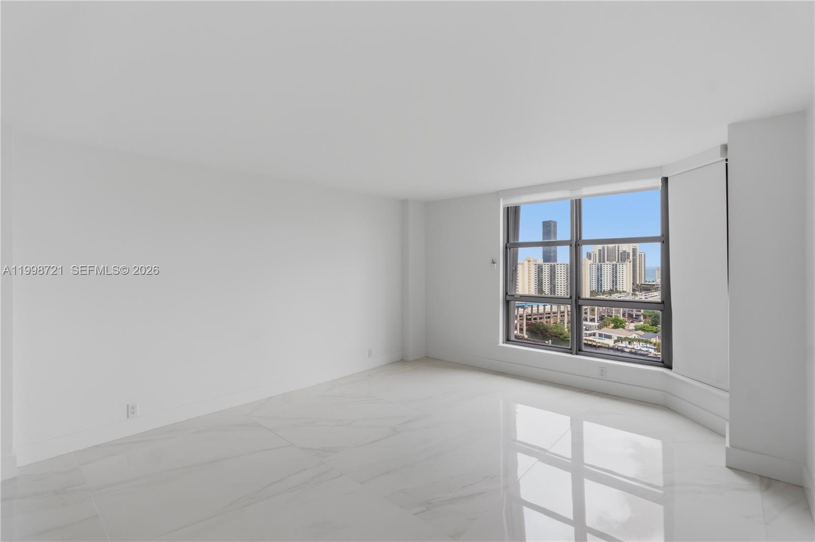 MYSTIC POINTE CONDO NO TH - Residential Lease