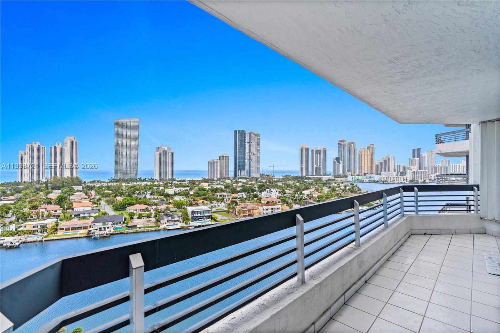 MYSTIC POINTE CONDO NO TH - Residential Lease