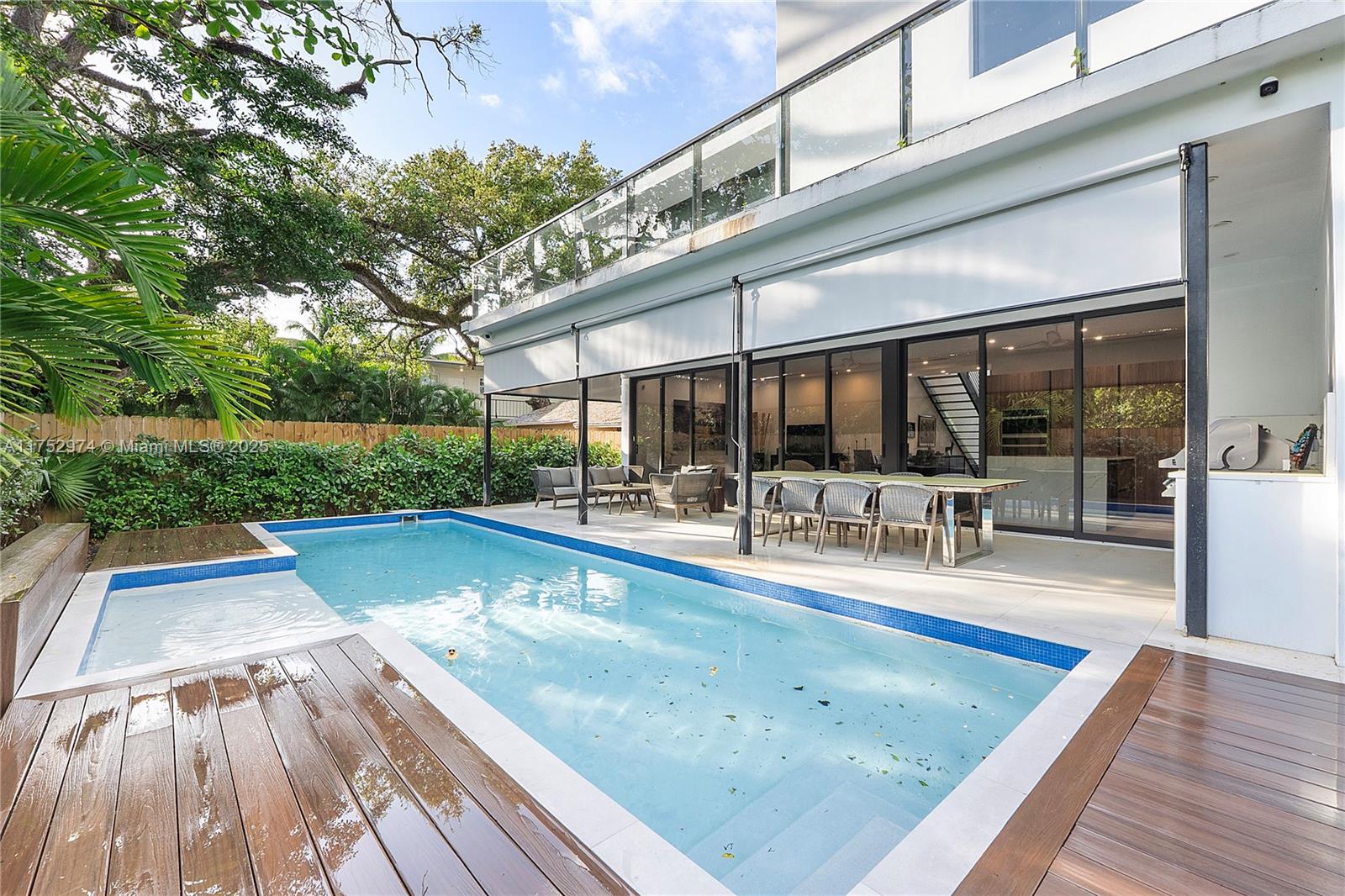FROW HOMESTEAD - Residential