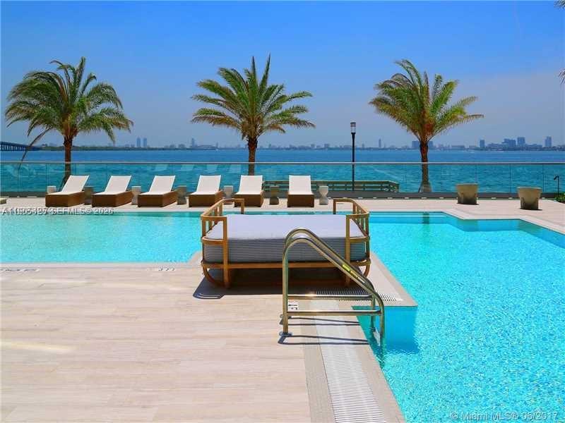 BISCAYNE BEACH - Residential