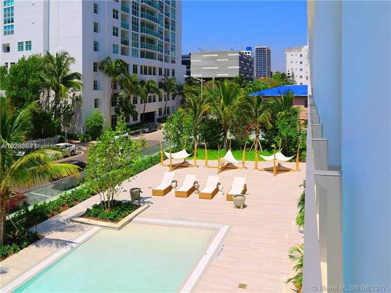 BISCAYNE BEACH - Residential