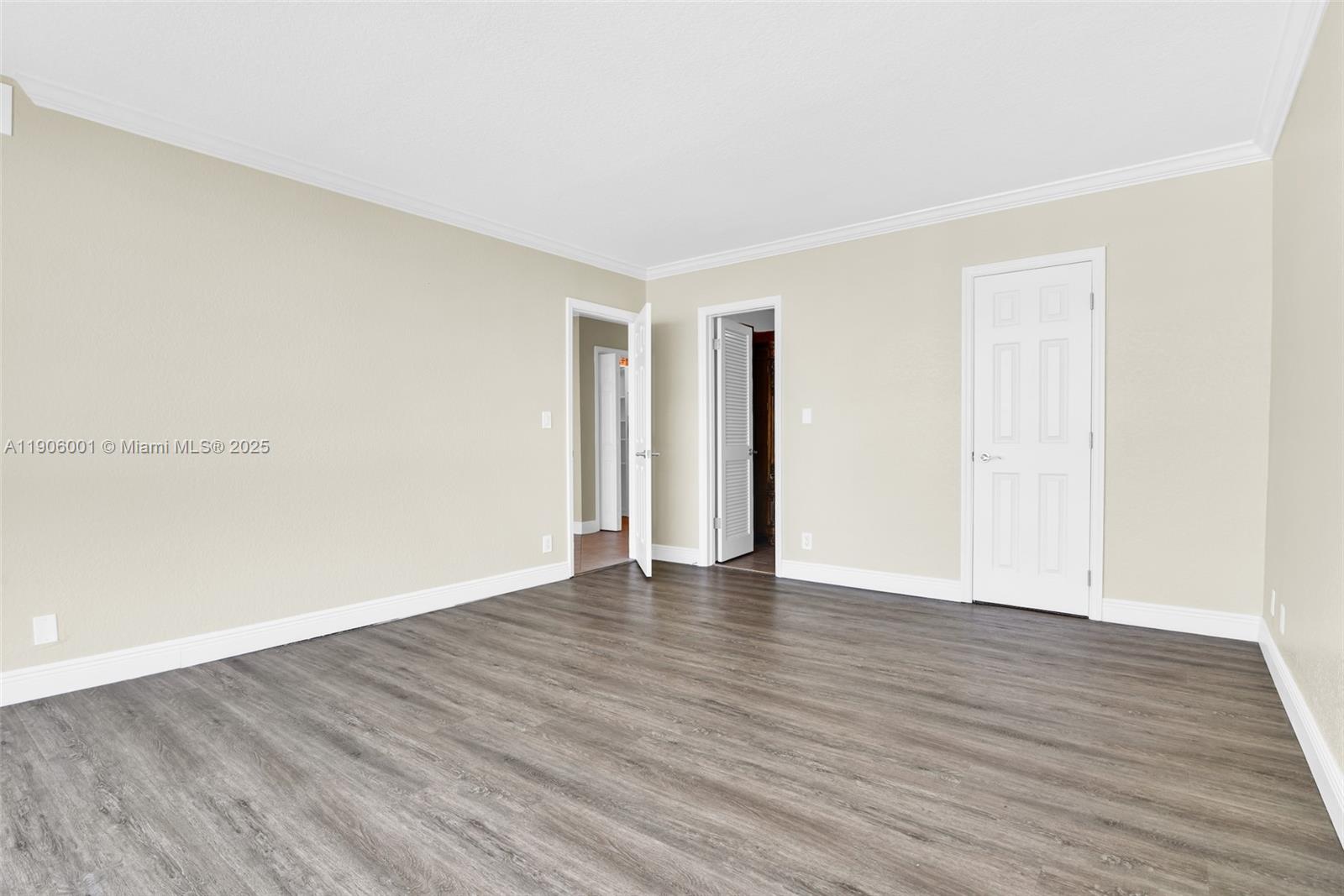 EMBASSY TOWER II INC COND - Residential Lease