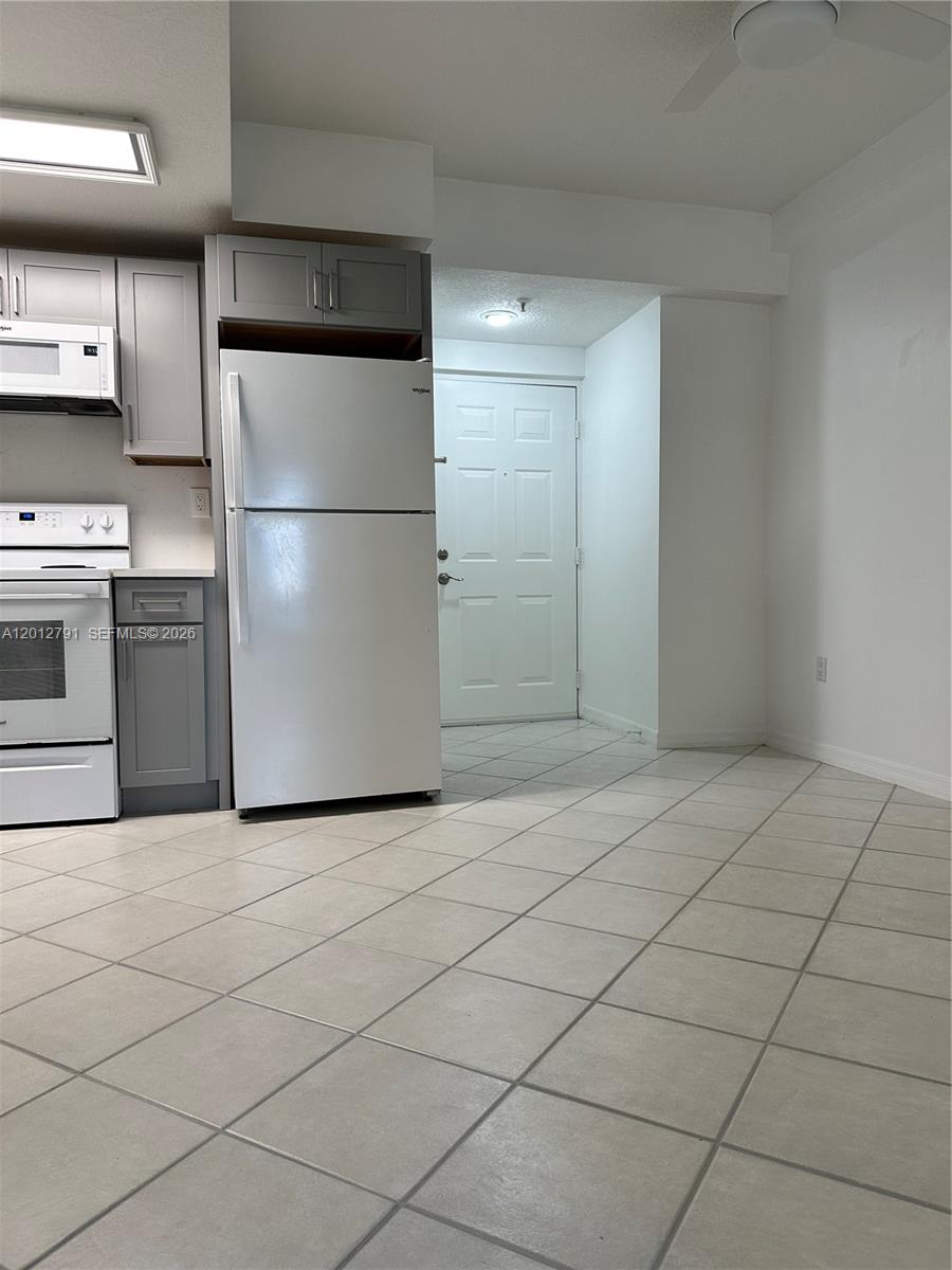 3051 SW 27th Ave 205