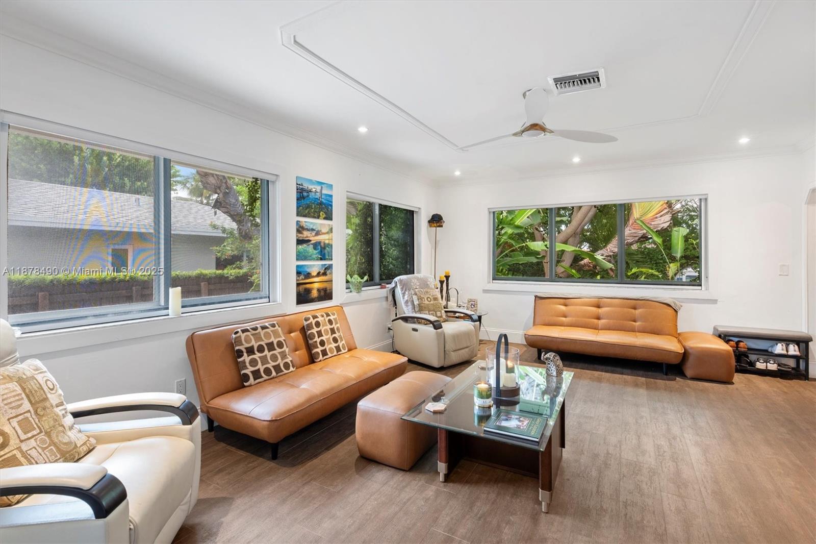 DAVIS HARBOR - Residential