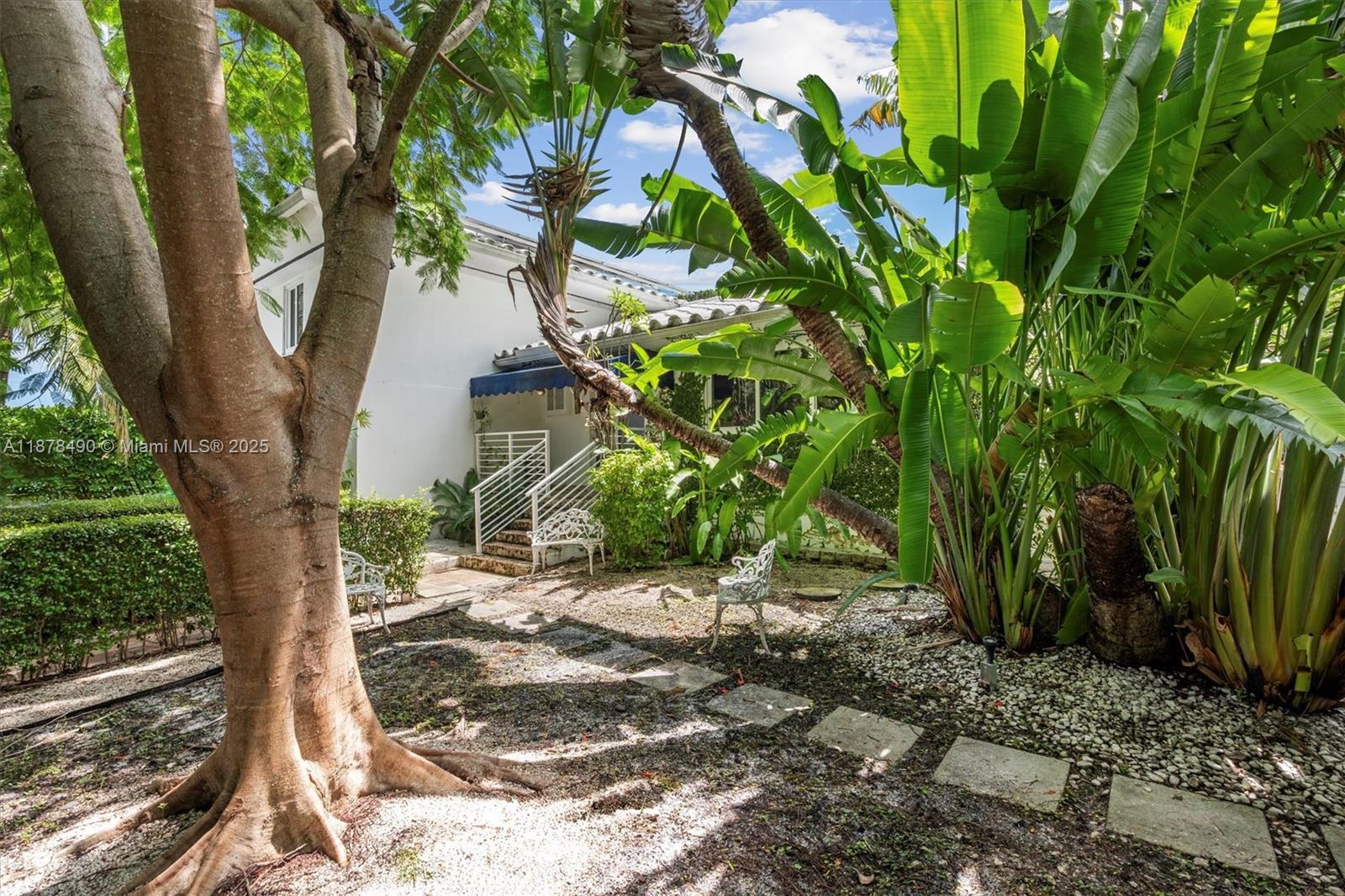 DAVIS HARBOR - Residential