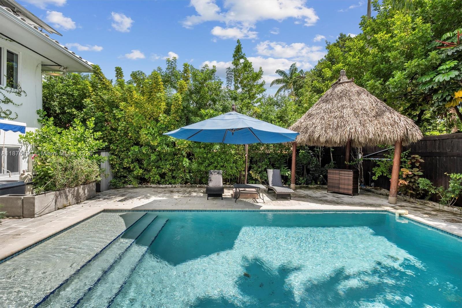 DAVIS HARBOR - Residential