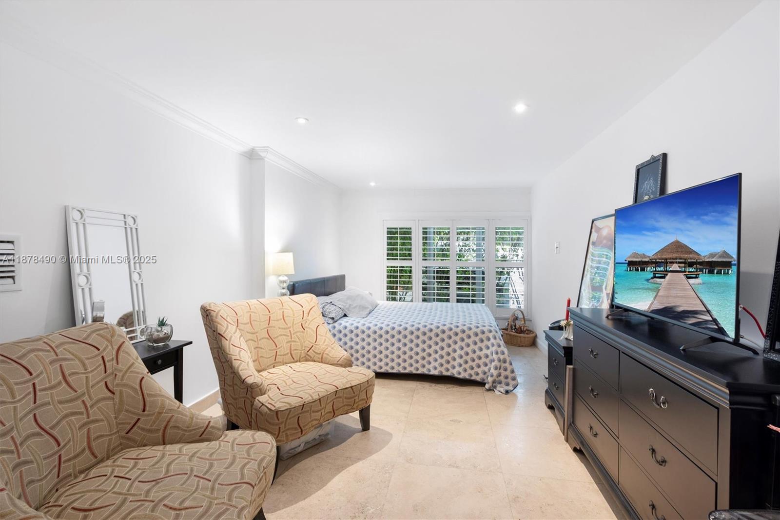 DAVIS HARBOR - Residential