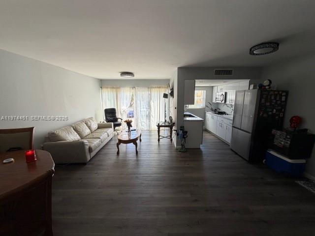 SOUTH WINDS CONDO WEST - Residential