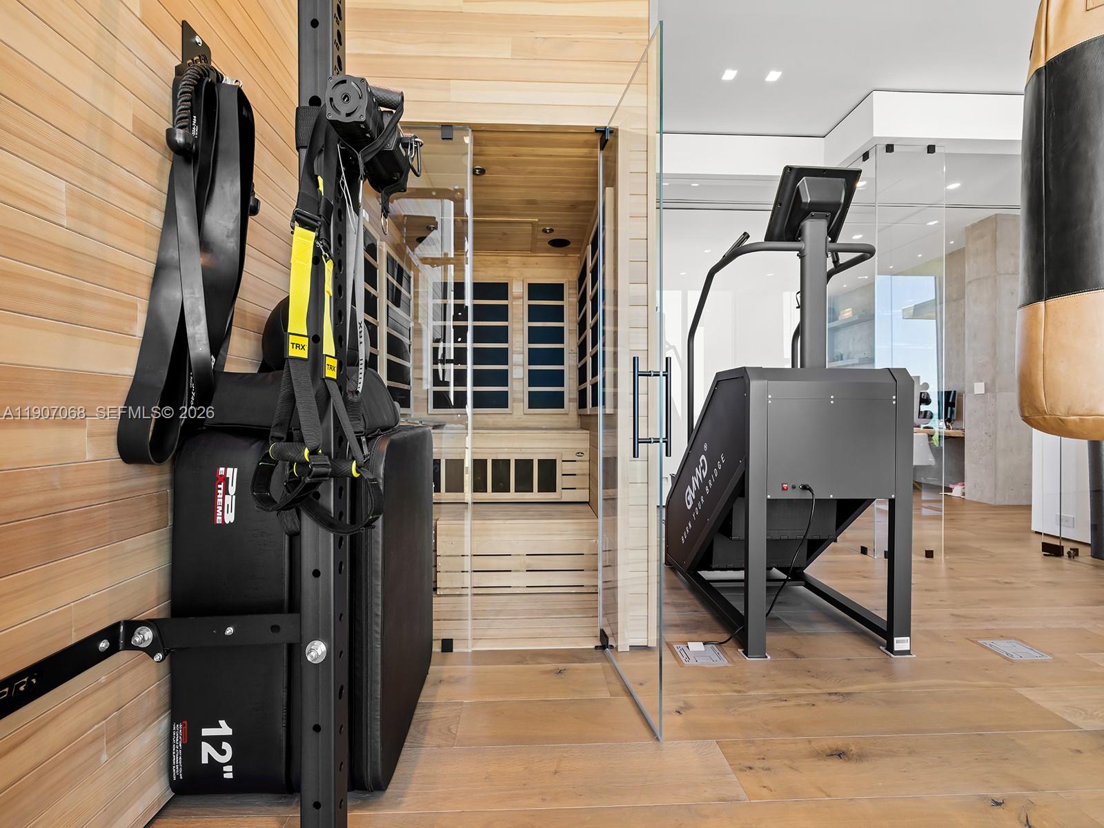 PORT ANTIGUA PLAT NO 2 - Residential