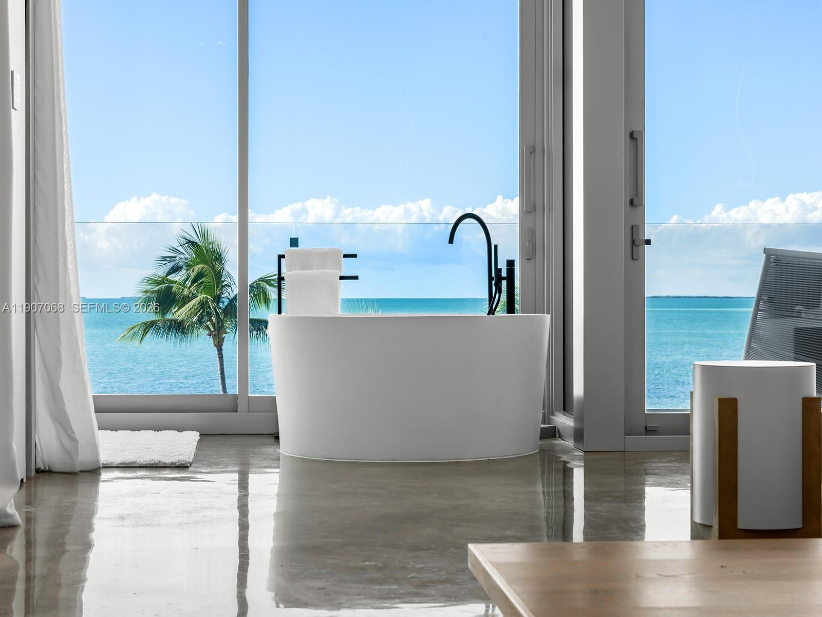 PORT ANTIGUA PLAT NO 2 - Residential