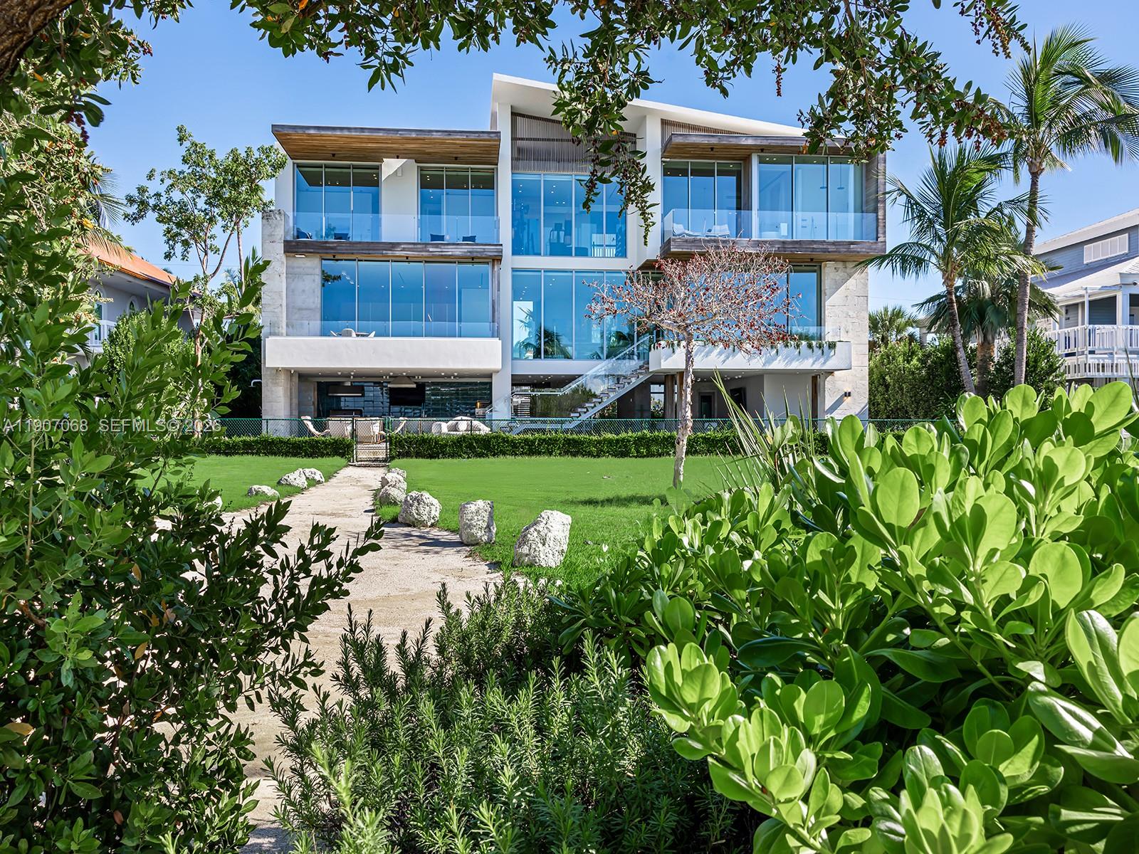 PORT ANTIGUA PLAT NO 2 - Residential