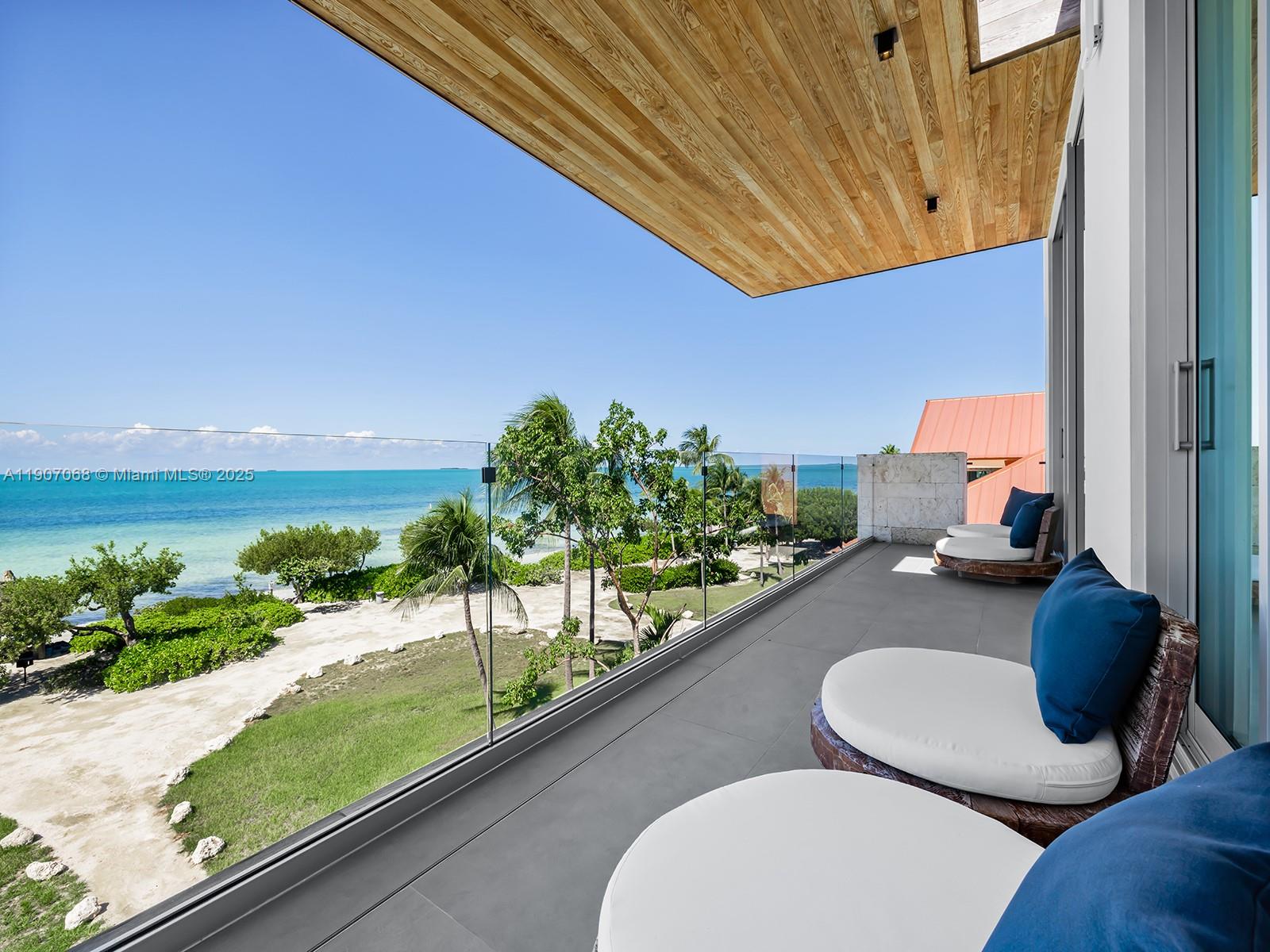 PORT ANTIGUA PLAT NO 2 - Residential