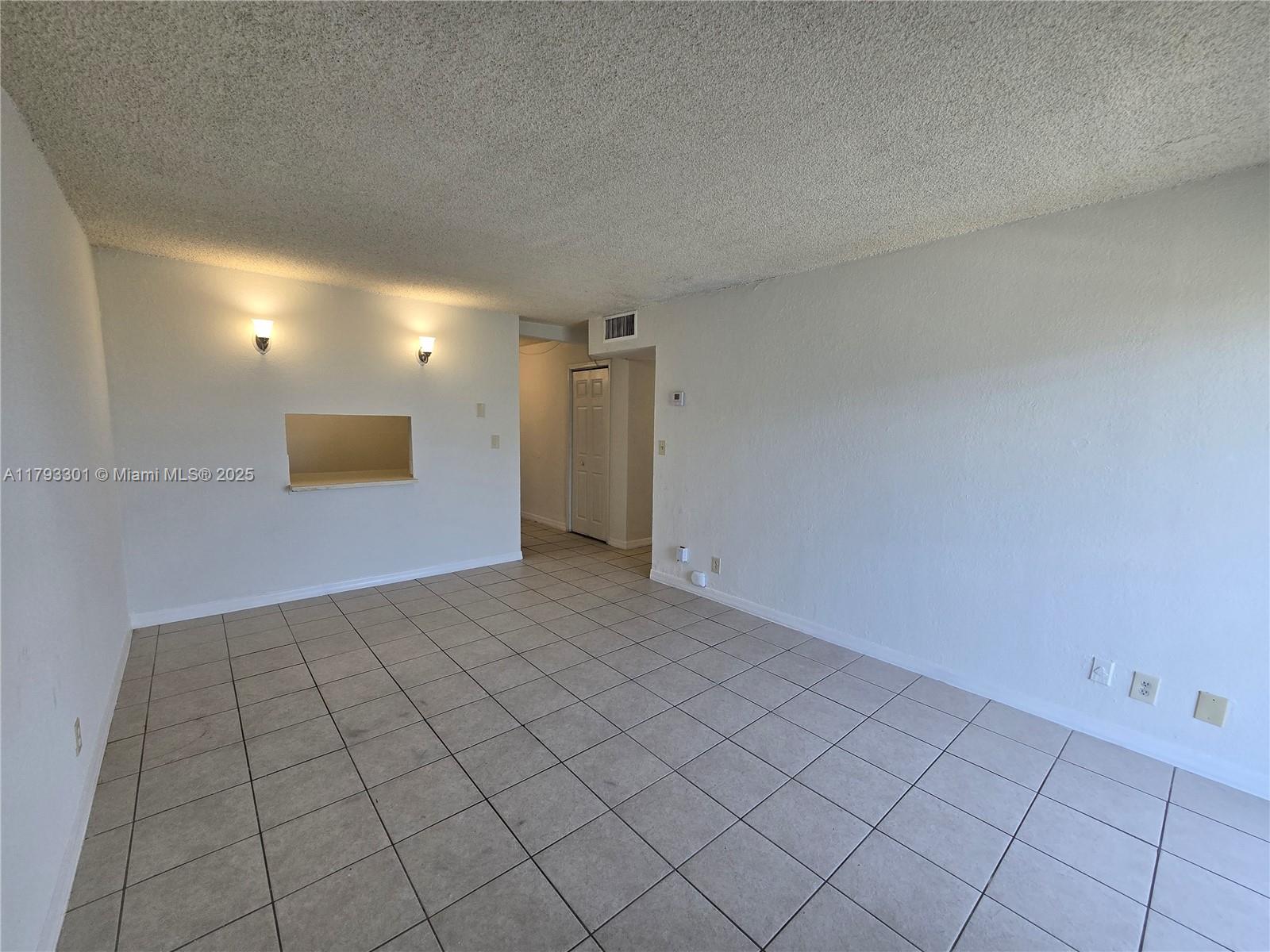 4550 NW 9th St 601E