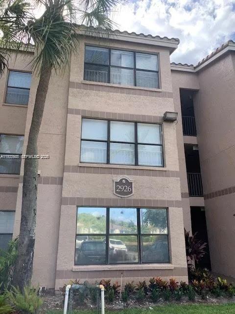 SUNDANCE AT DAVIE CONDO - Residential Lease