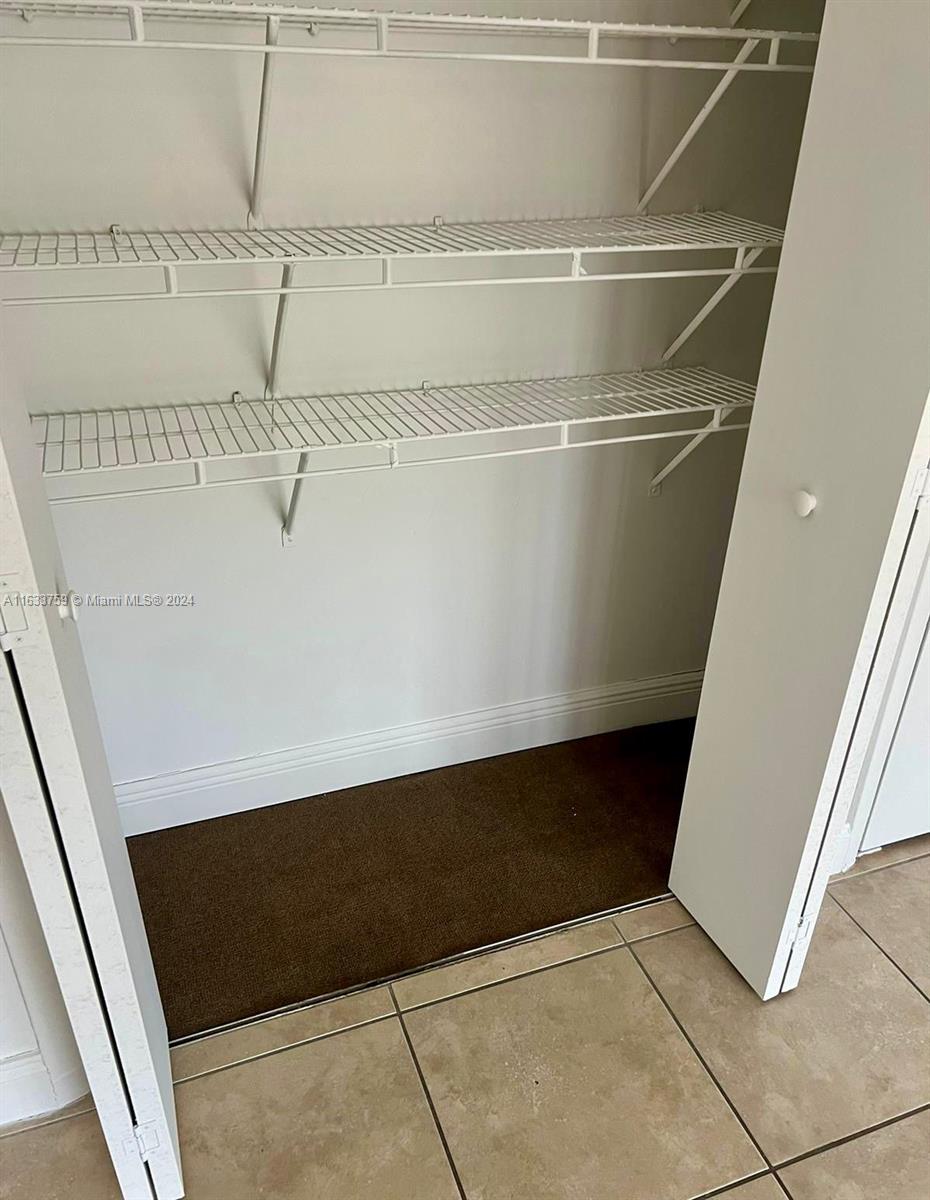 CORAL GATE WEST CONDO - Residential Lease