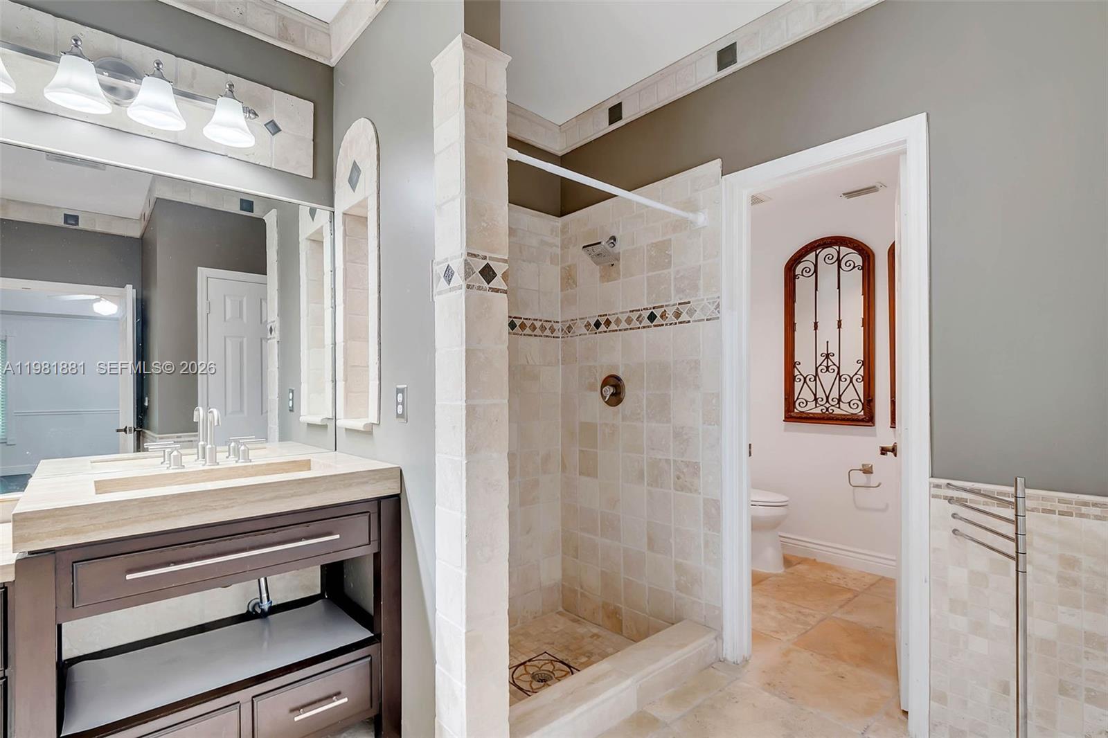 CHAPEL TRAIL REPLAT SECTI - Residential Lease