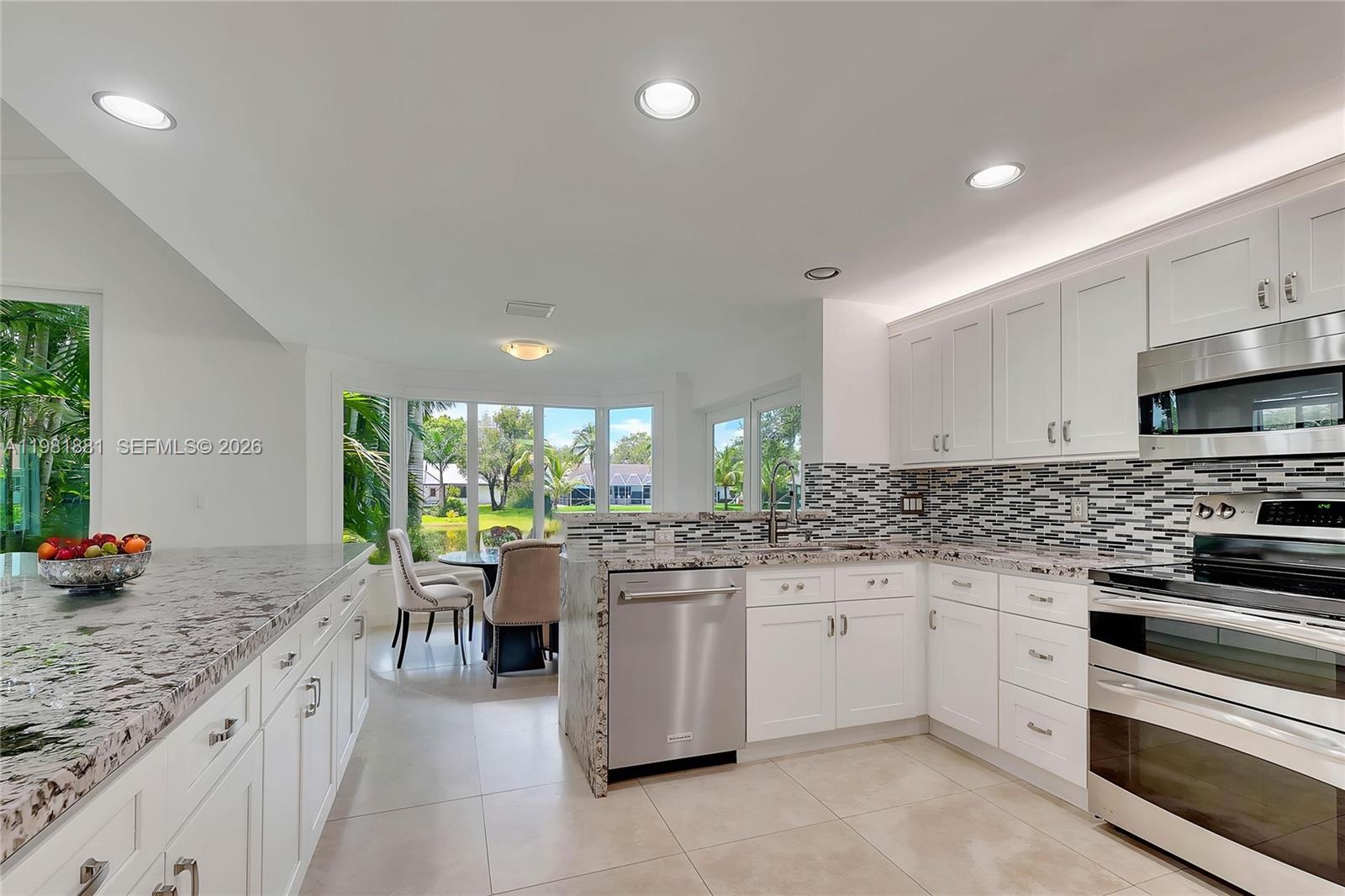 CHAPEL TRAIL REPLAT SECTI - Residential Lease