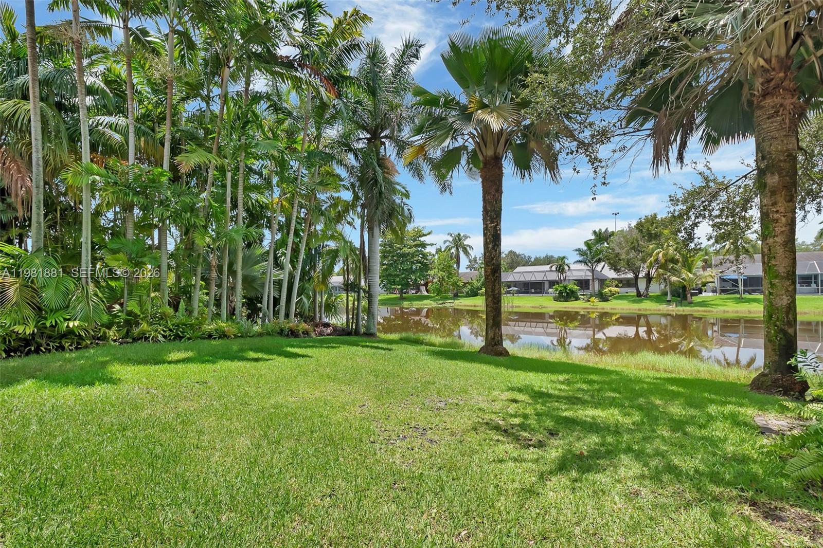 CHAPEL TRAIL REPLAT SECTI - Residential Lease