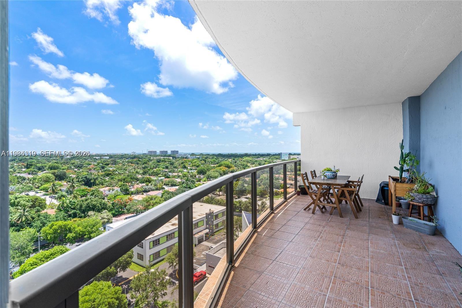 THE LUXOR RESIDENCES COND - Residential Lease