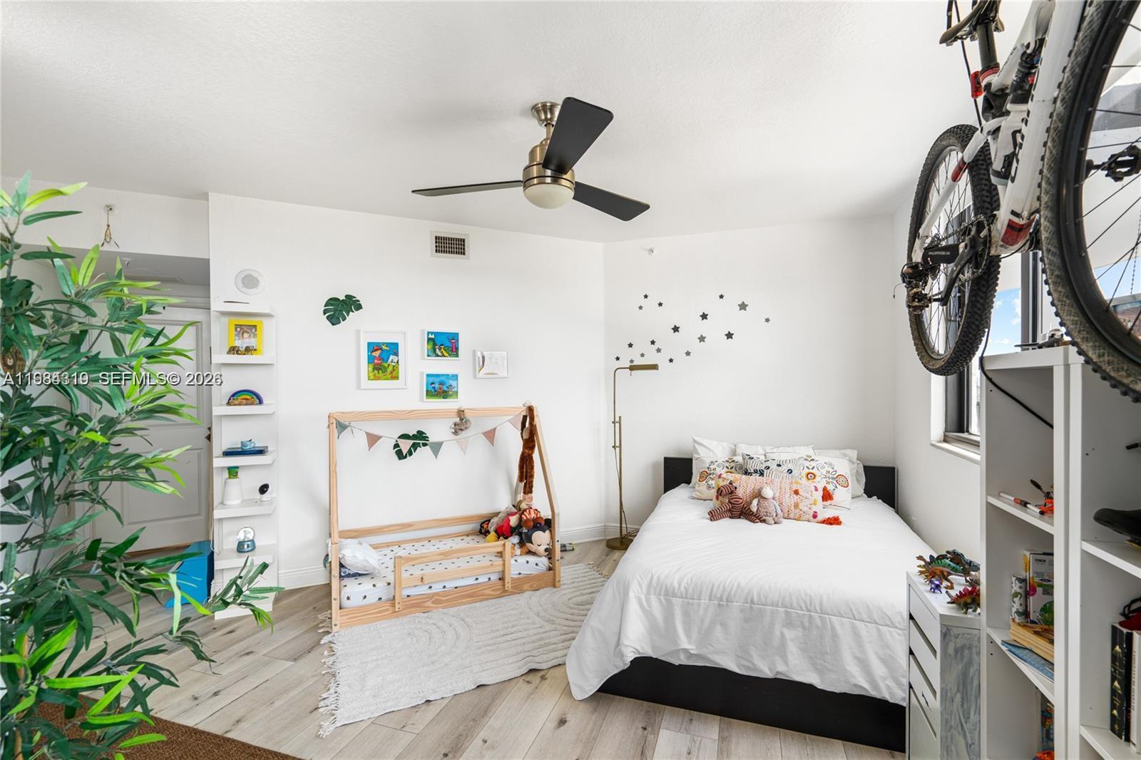 THE LUXOR RESIDENCES COND - Residential Lease