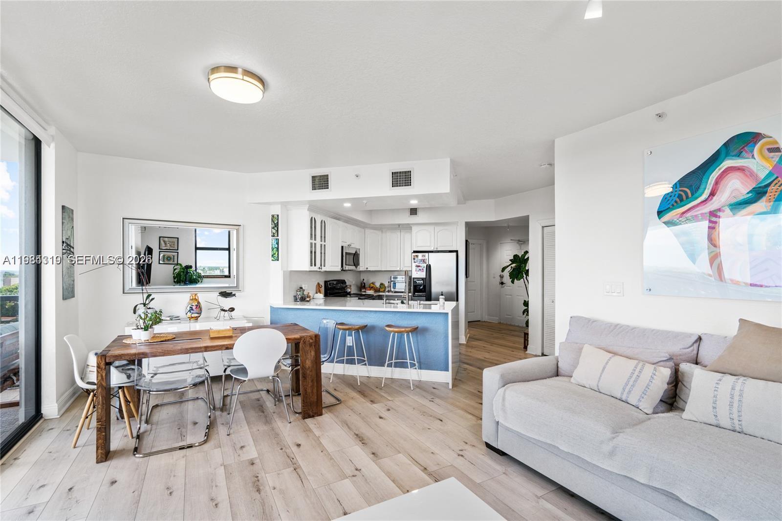 THE LUXOR RESIDENCES COND - Residential Lease