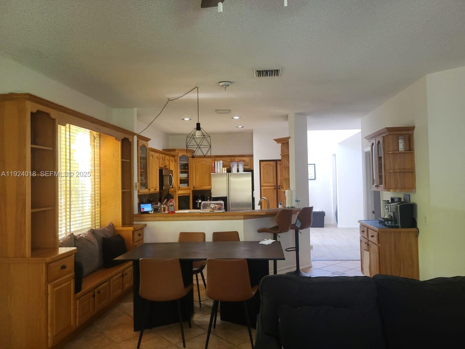 SECTOR 2-PARCELS 21A 25 2 - Residential Lease