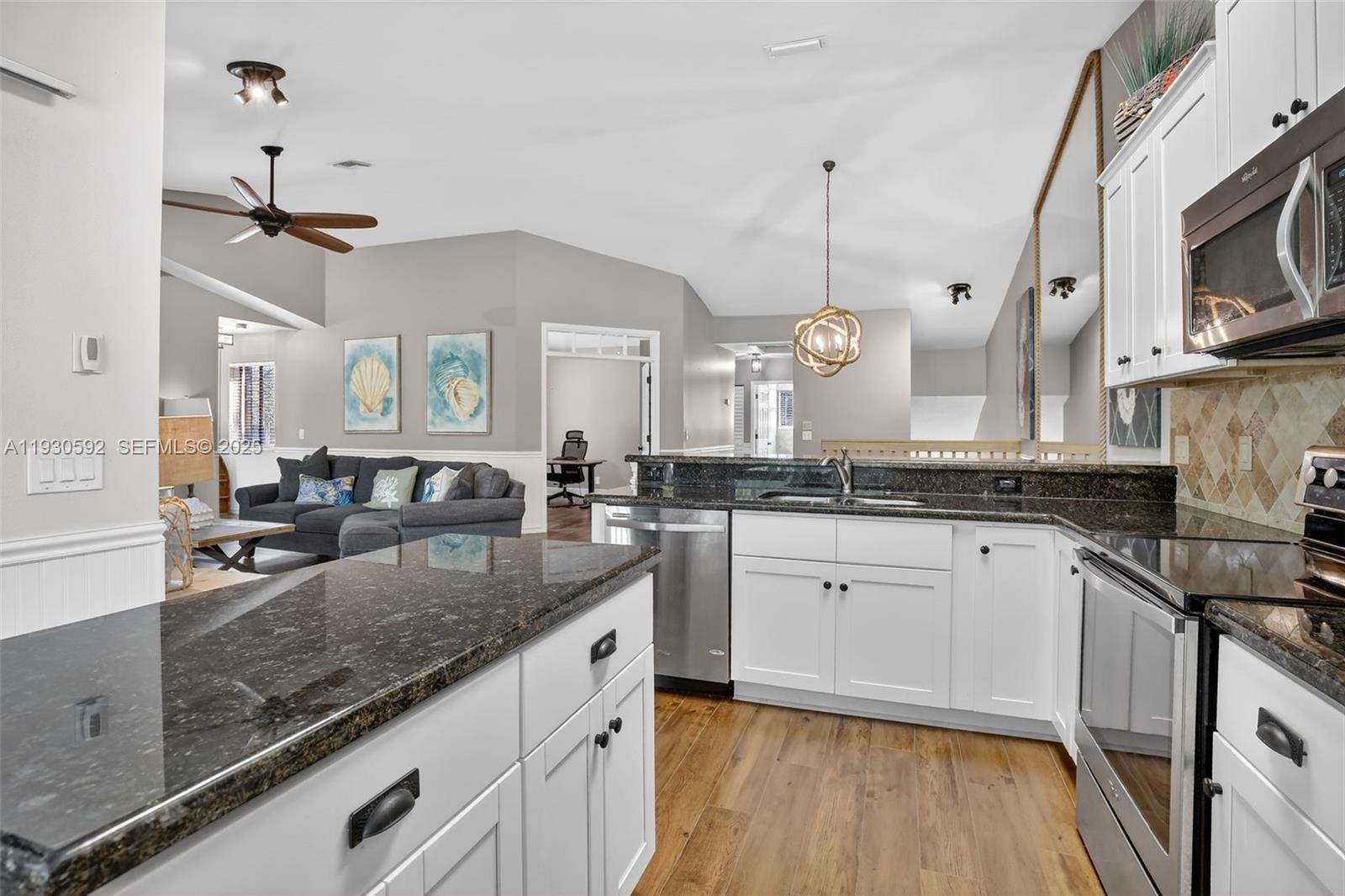 BRIDGEWATER CONDO - Residential