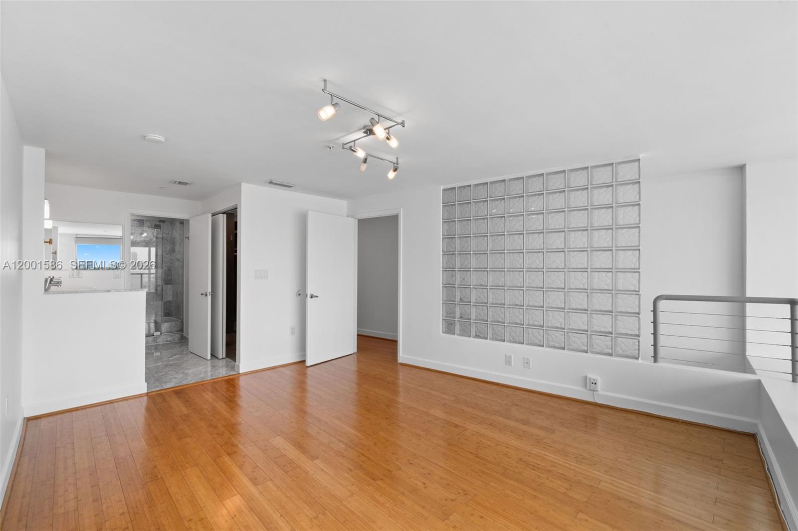 BAY VIEW LOFTS CONDO - Residential Lease