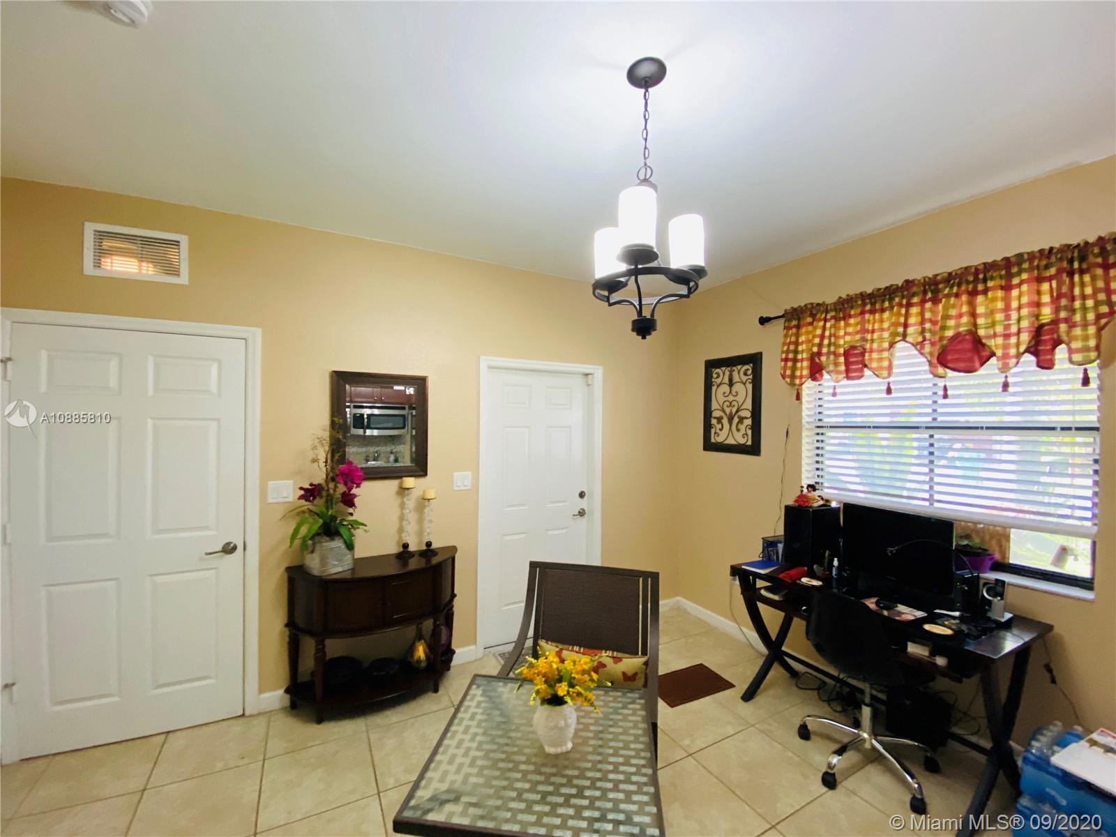 VENETIAN PARC WEST - Residential