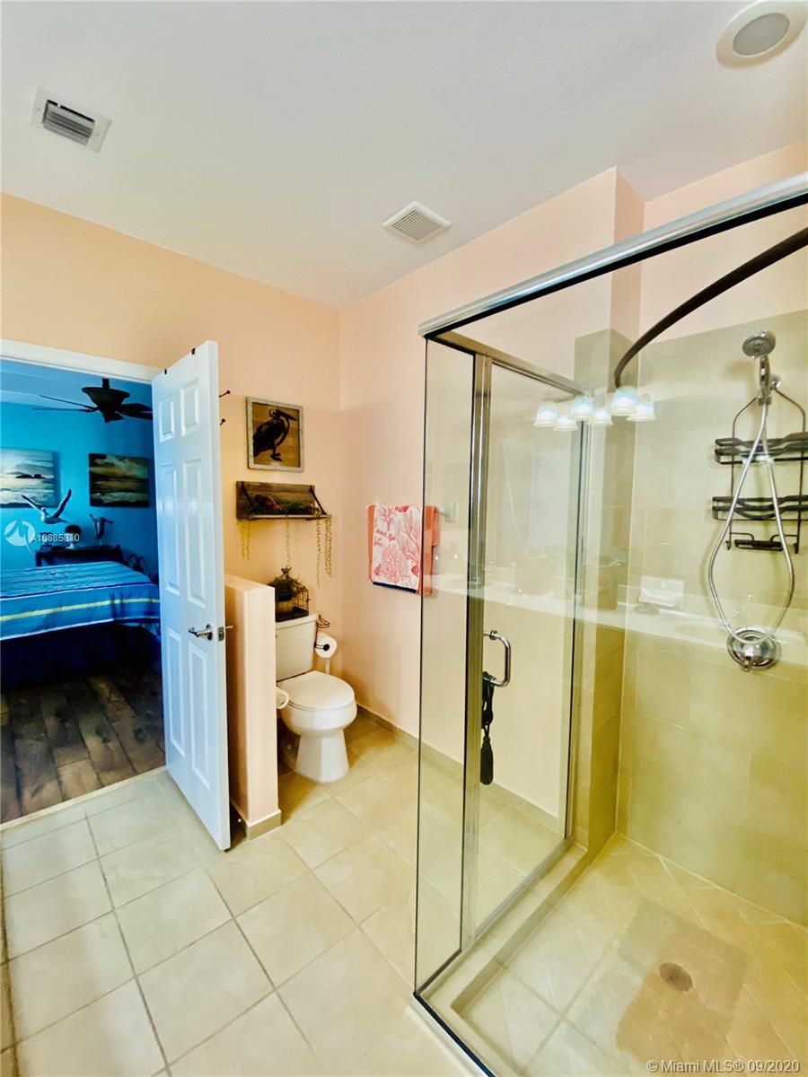 VENETIAN PARC WEST - Residential