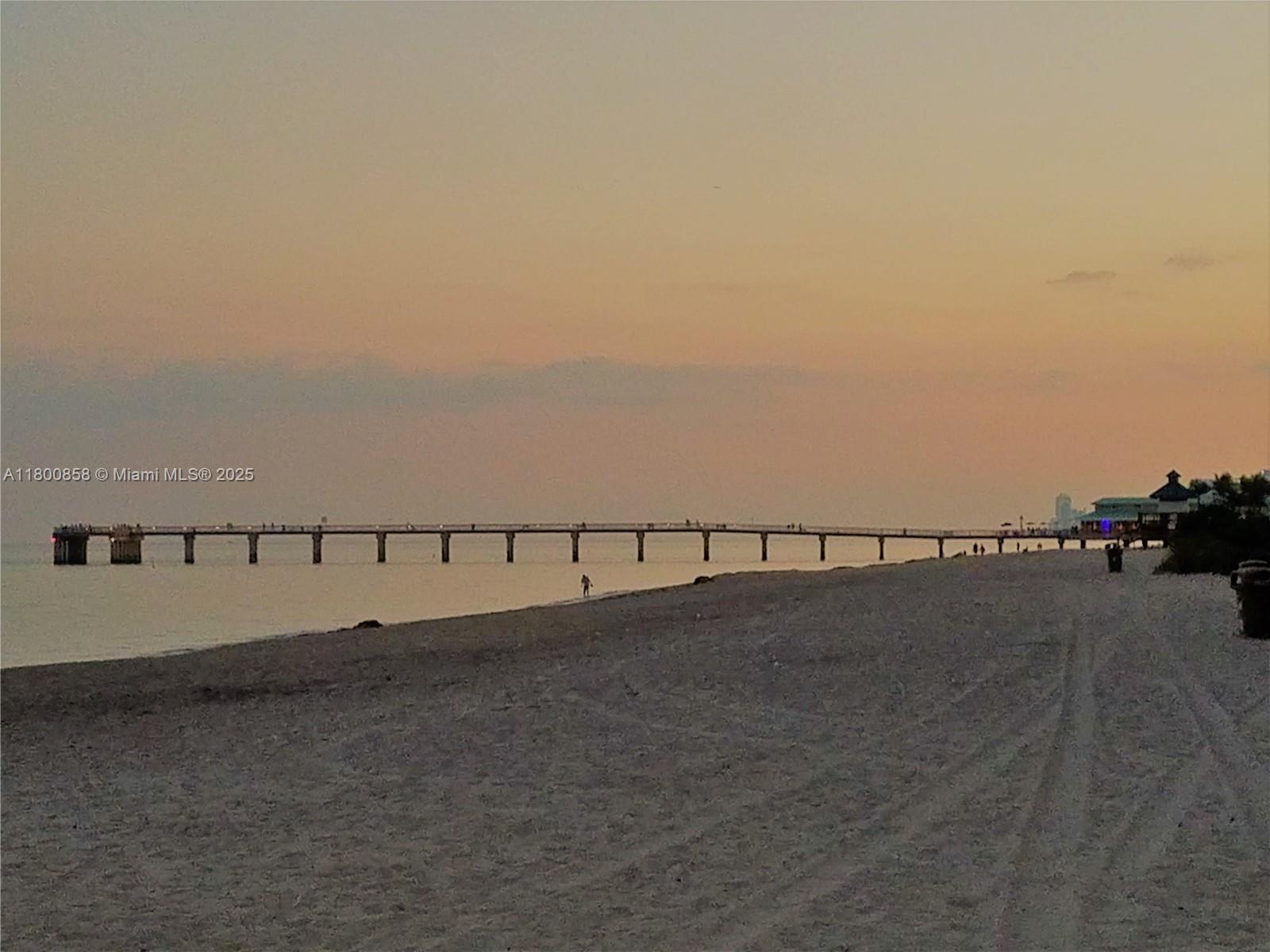 THE PINNACLE CONDO - Residential