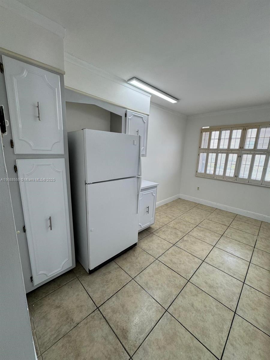 ADMIRALS PORT CONDO WEST - Residential