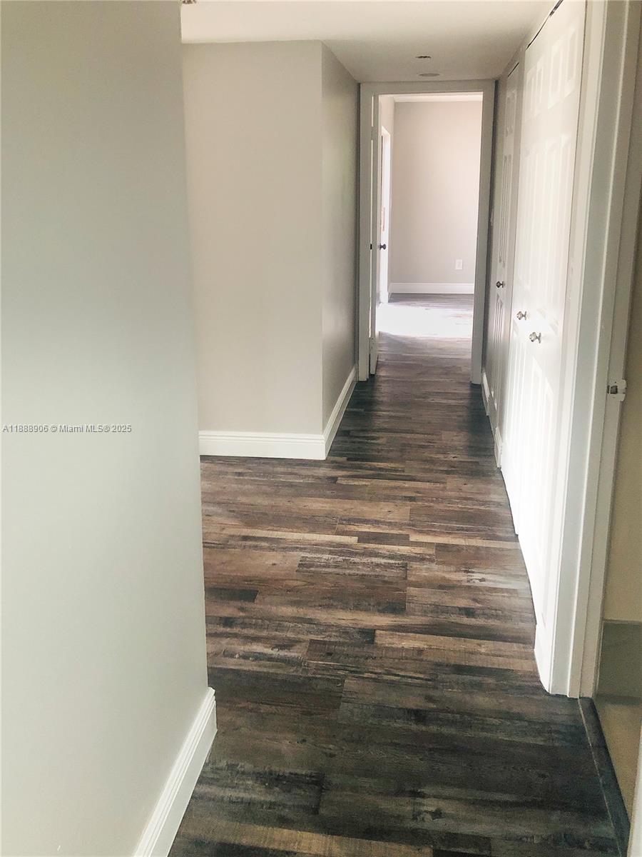 CALUSA CLUB VILG BLDG D N - Residential