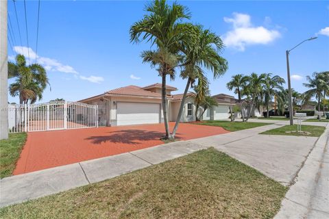 27983 SW 135th Ave, Homestead, FL 33032 - #: A11573572