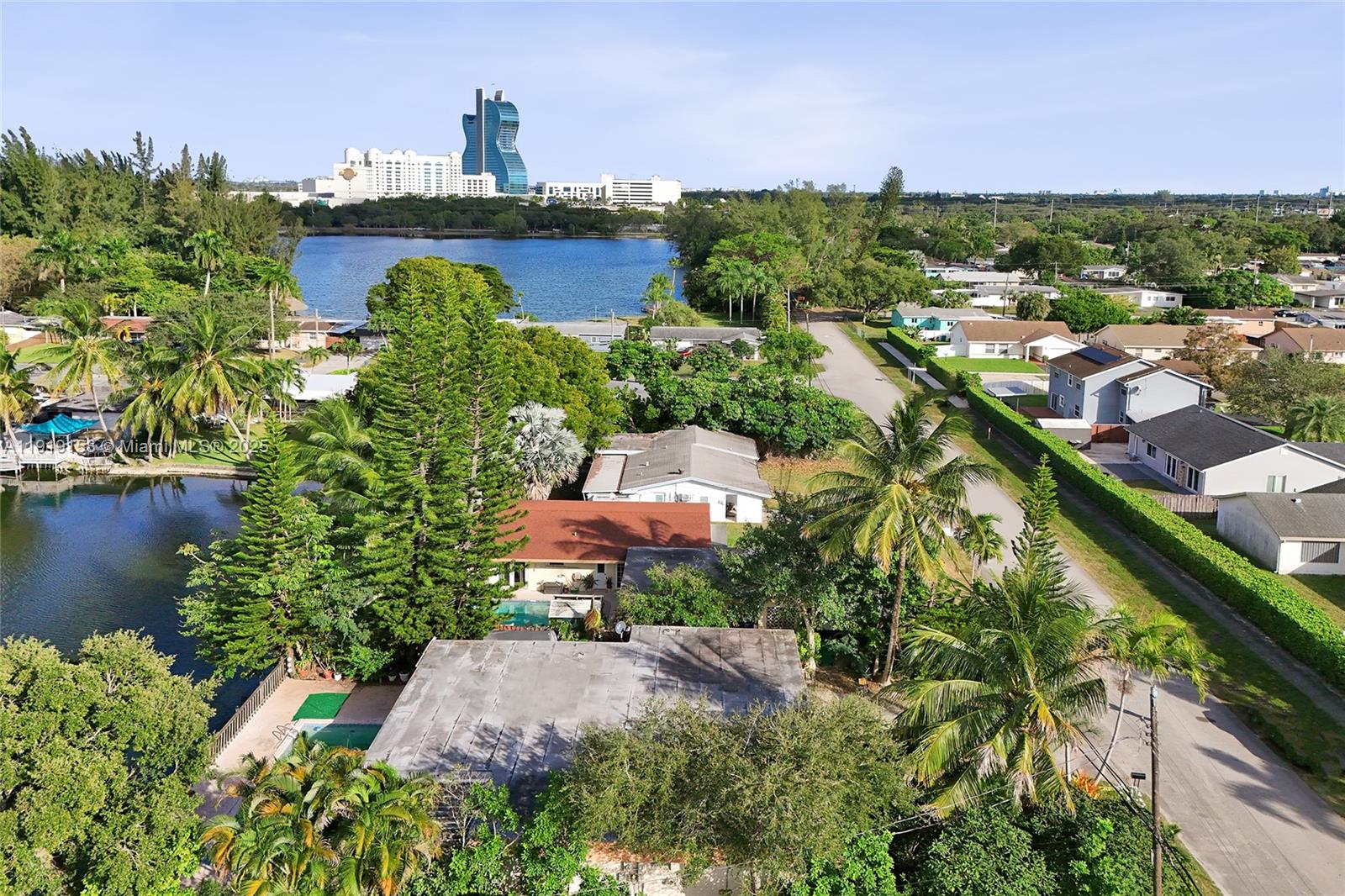 STIRLING LAKE - Residential Lease