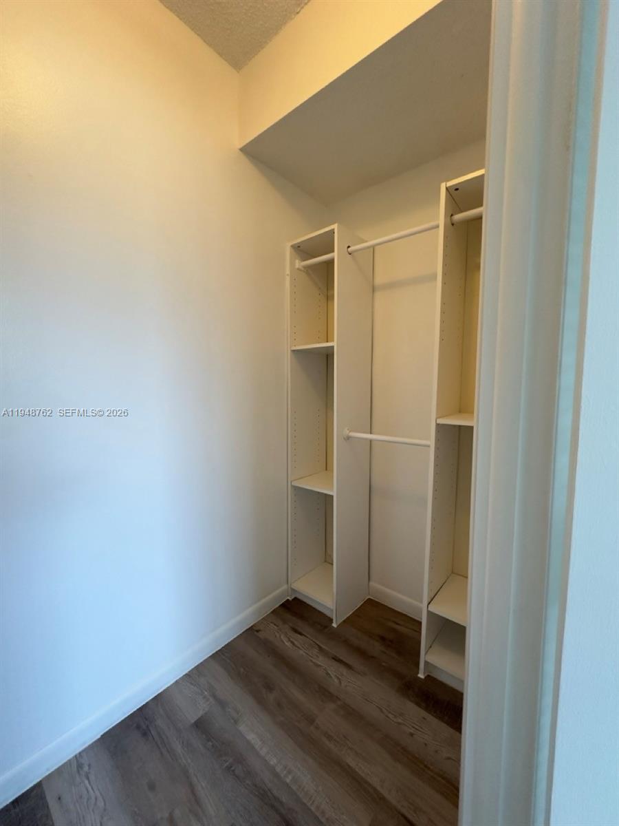 BREAKWATERS OF THE PALM B - Residential