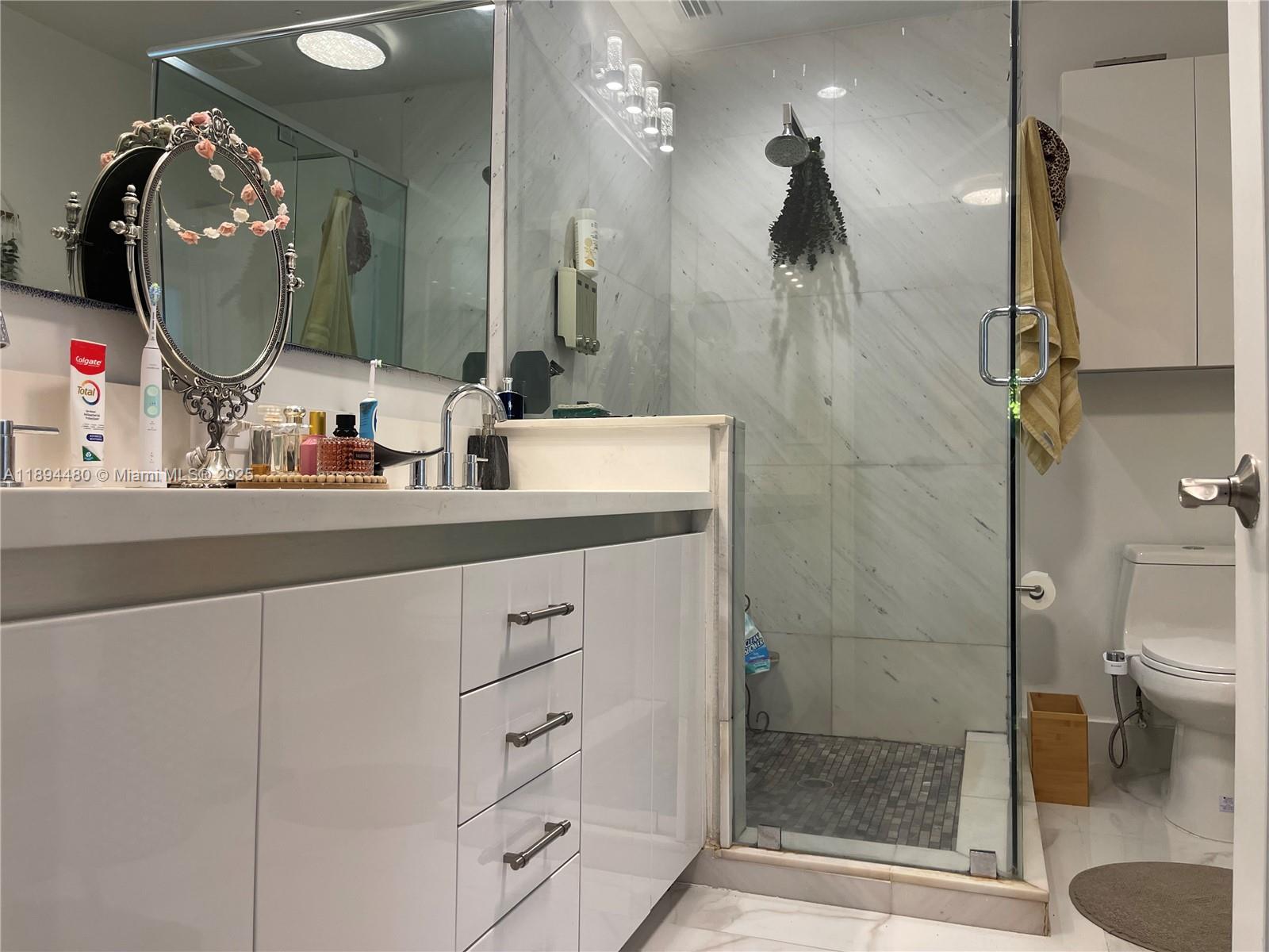 COLEE HAMMOCK - Residential Lease