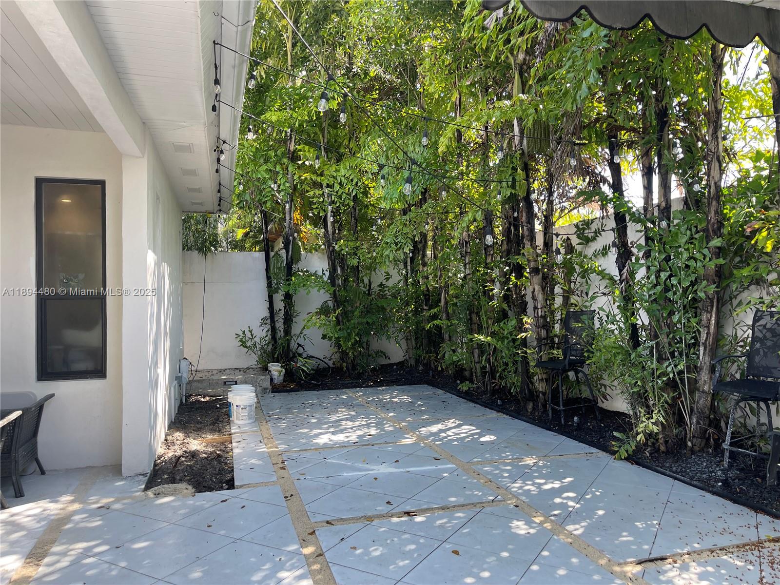 COLEE HAMMOCK - Residential Lease